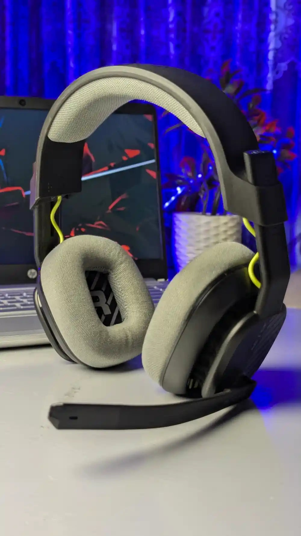 Astro A10 Gaming Headset with Mic – Wired Gaming Headphones + Free Type-C Converter