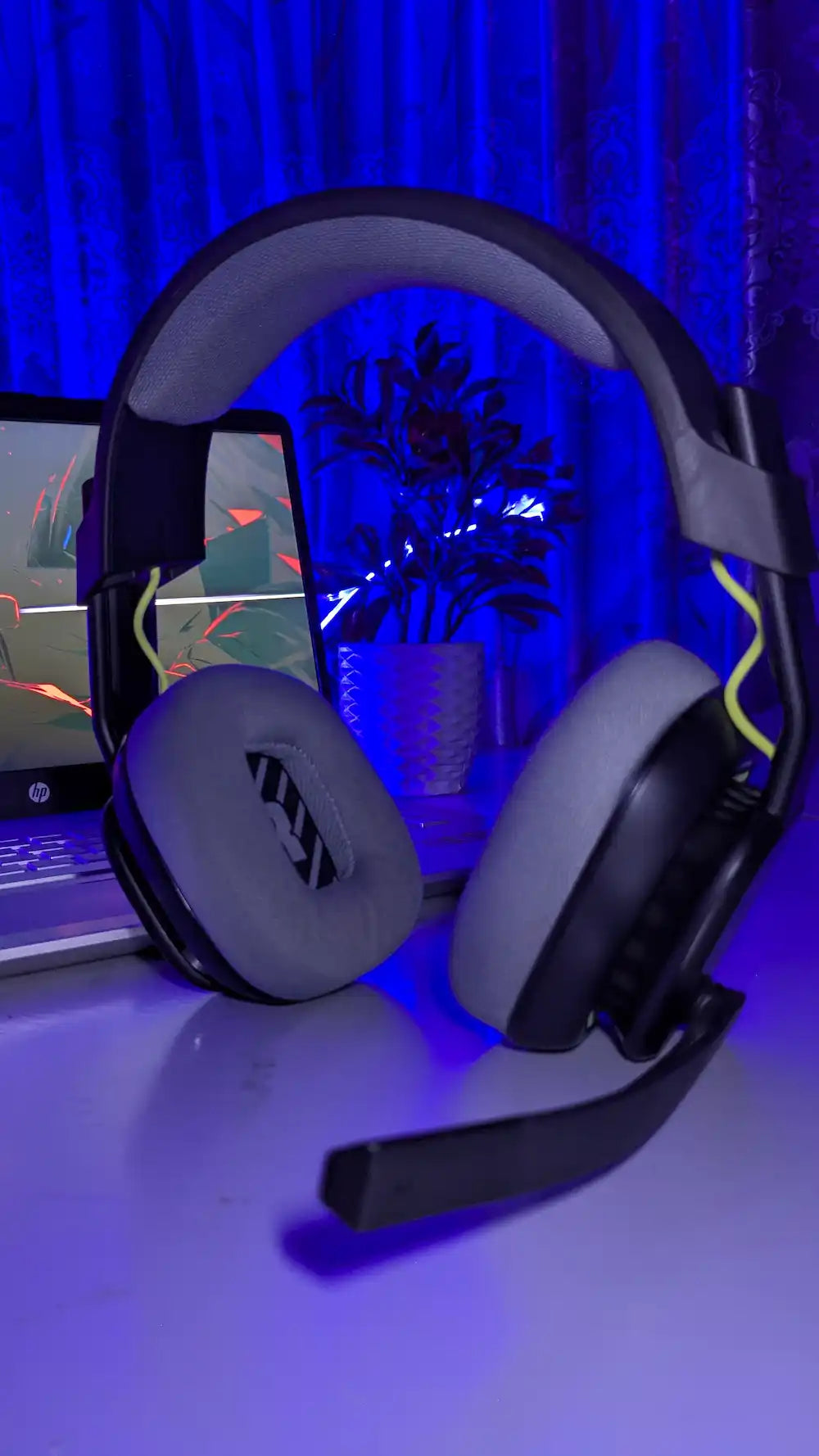 Astro A10 Gaming Headset with Mic – Wired Gaming Headphones + Free Type-C Converter